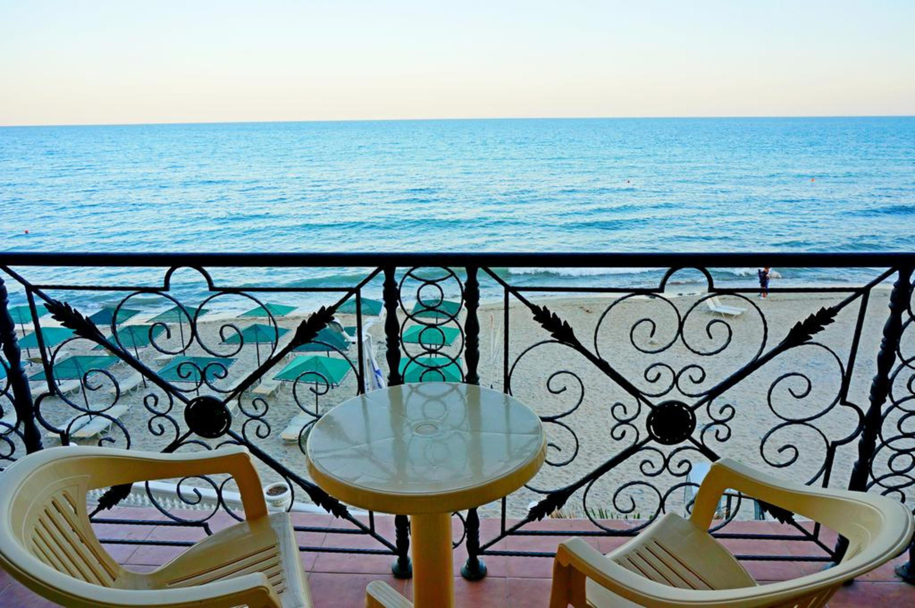 Atrium Beach Hotel Elenite Exterior photo