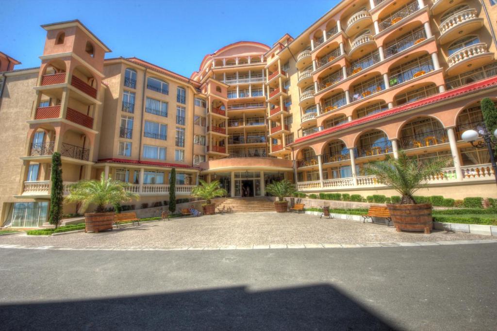 Atrium Beach Hotel Elenite Exterior photo